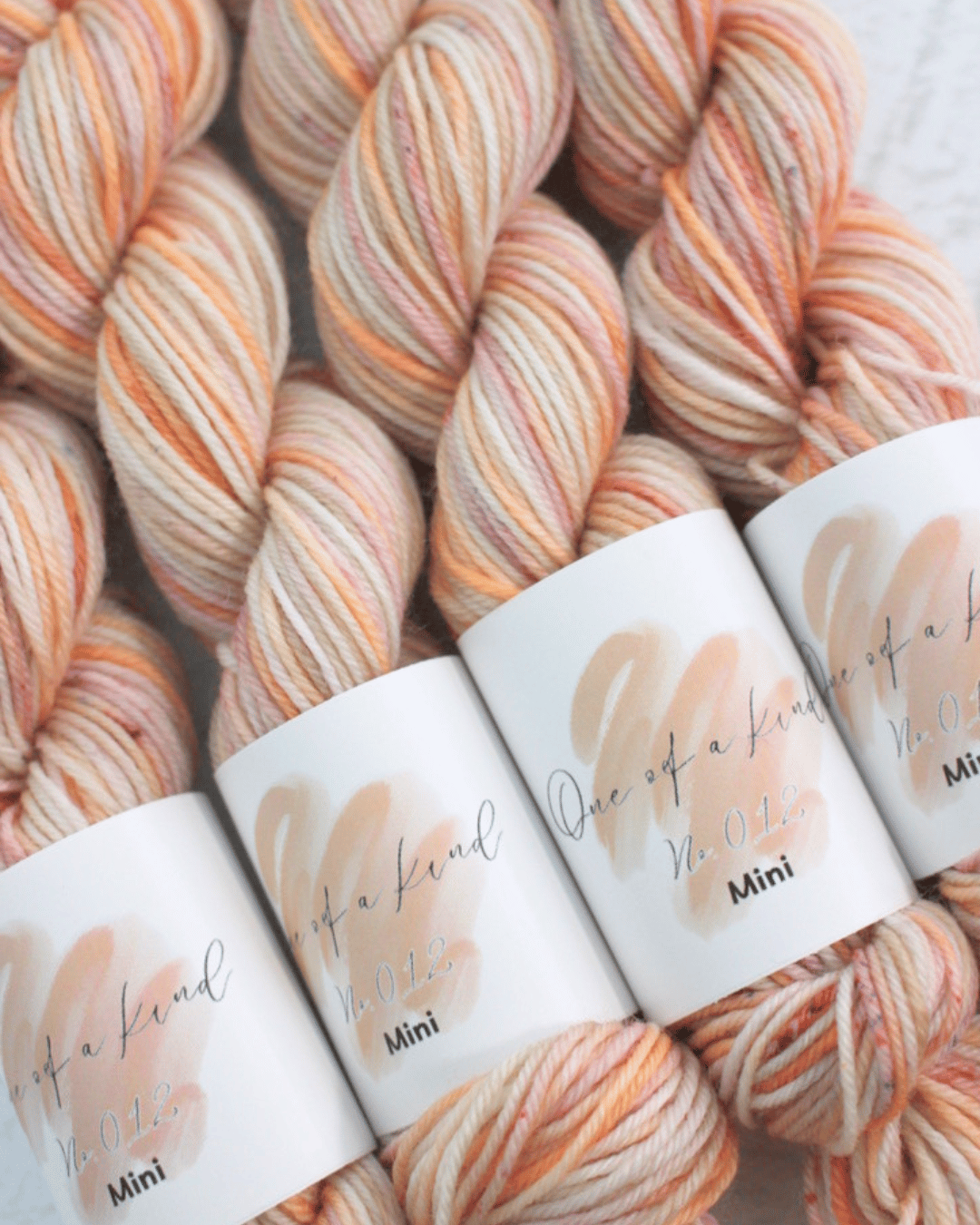 One of a kind 「No.012 Mini」〈wool yarn〉