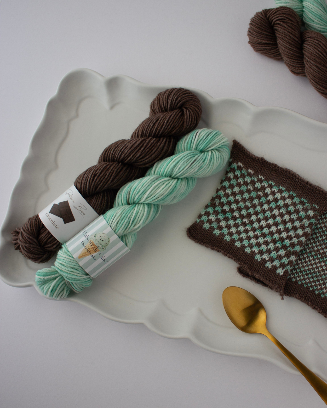 Maison de Glace - Chocolate mint 〈sock yarn〉