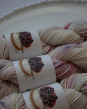 Petite Pâtisserie – blueberry cheesecake mini 〈sock yarn〉