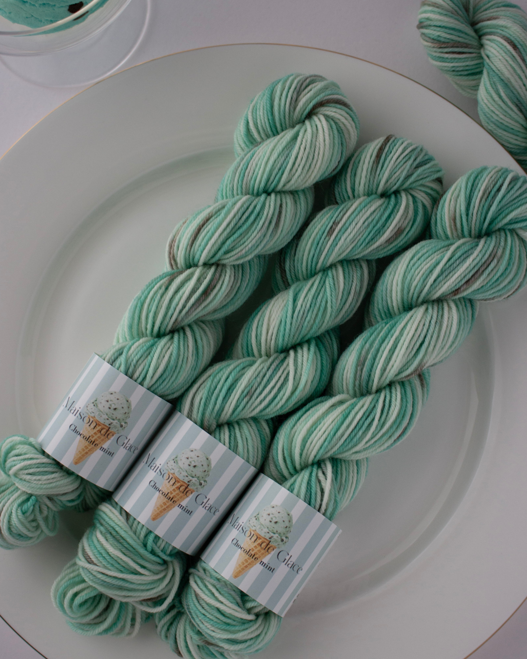 Maison de Glace - Chocolate mint mini 〈sock yarn〉