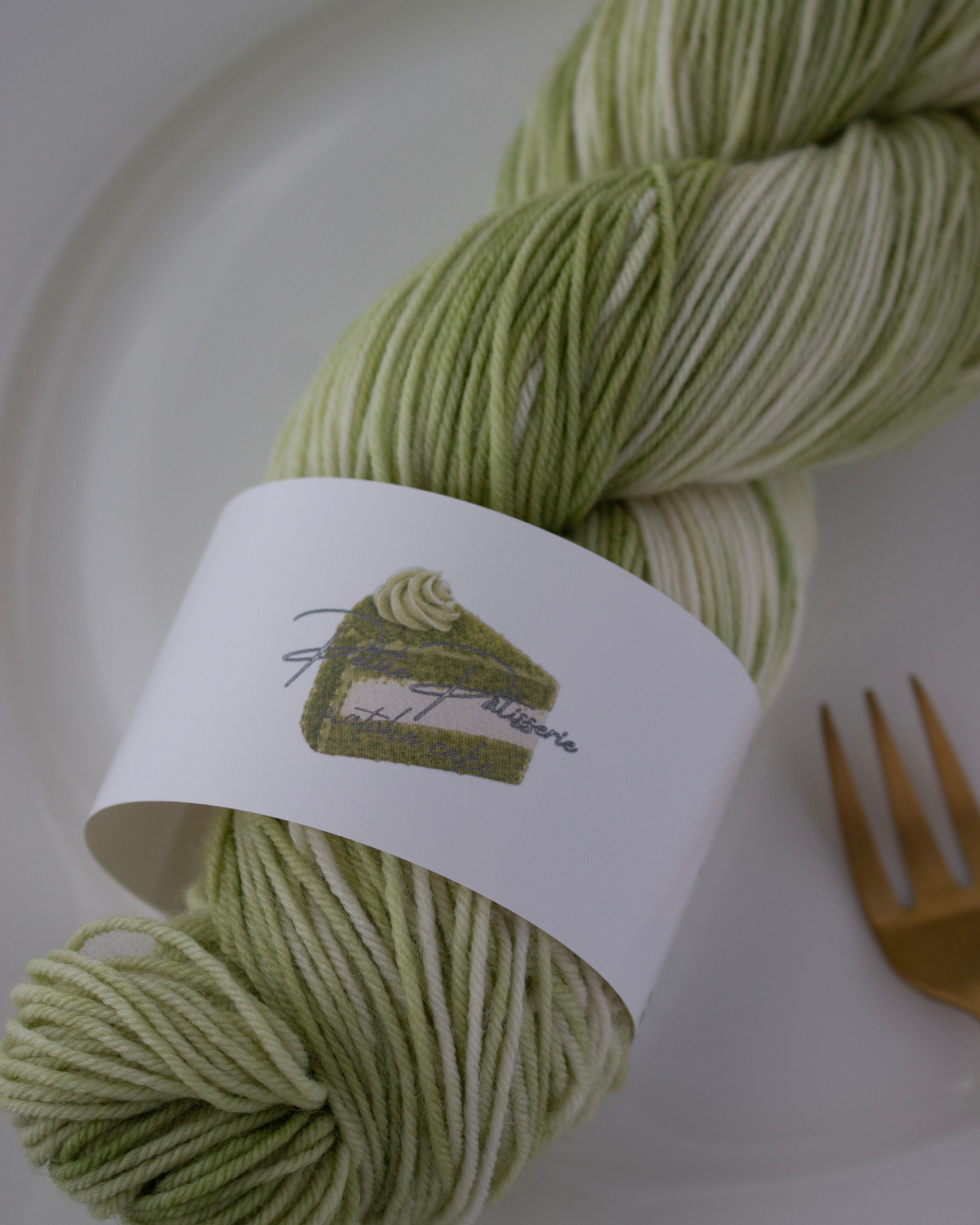 Petite Pâtisserie – matcha cake 〈sock yarn〉