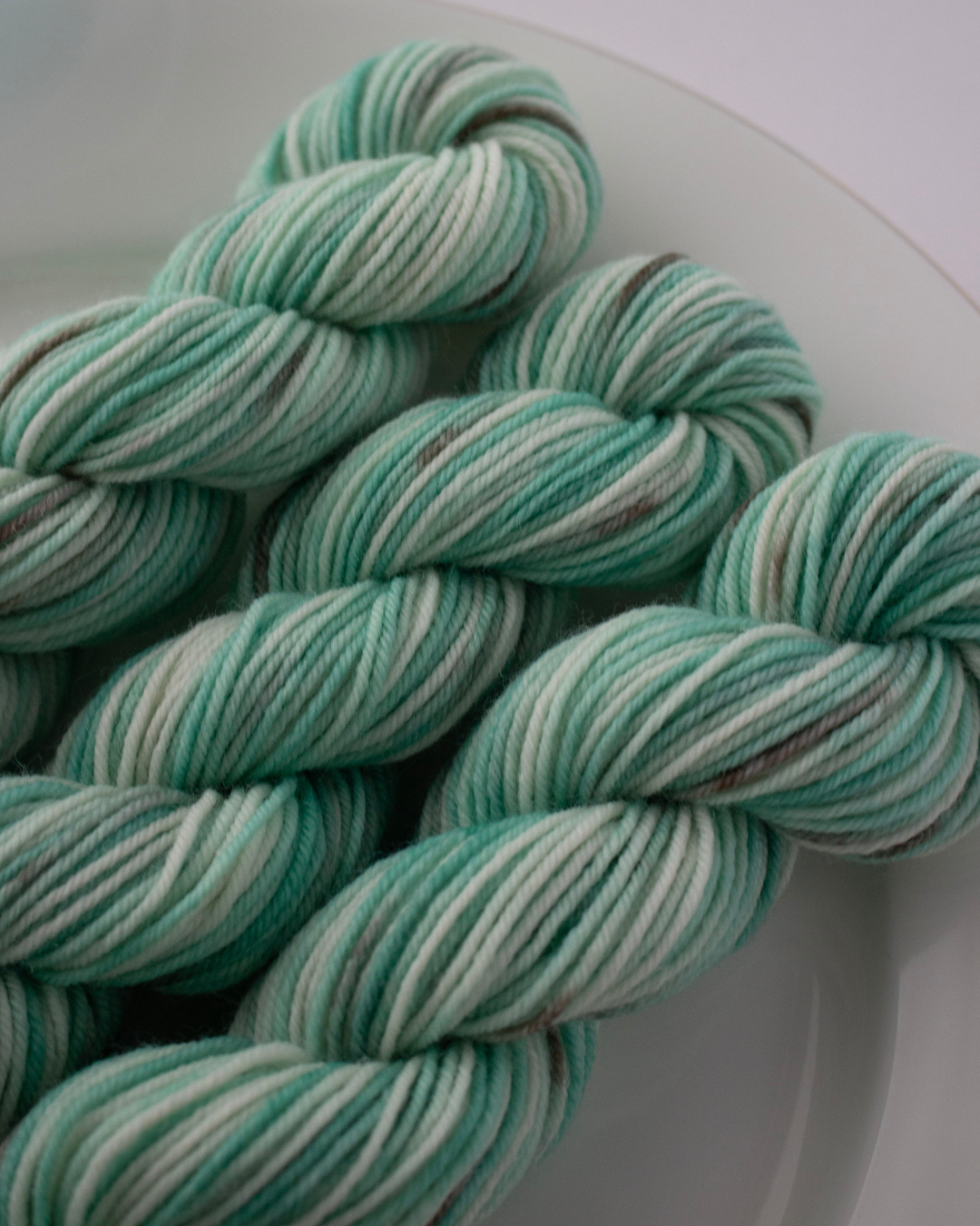 Maison de Glace - Chocolate mint mini 〈sock yarn〉
