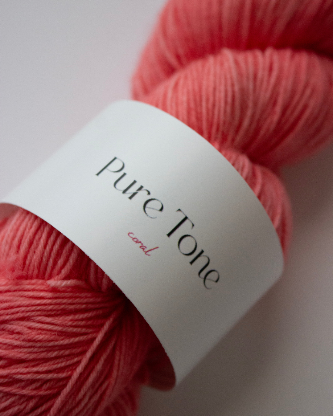 Pure Tone – coral 〈sock yarn〉